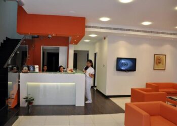 eye clinics near me