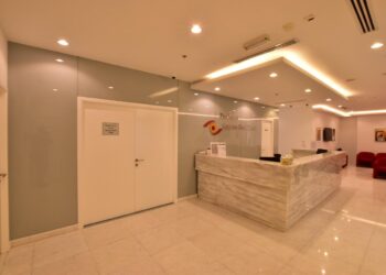 About us at Prof. Sakla Spanish Eye Clinic